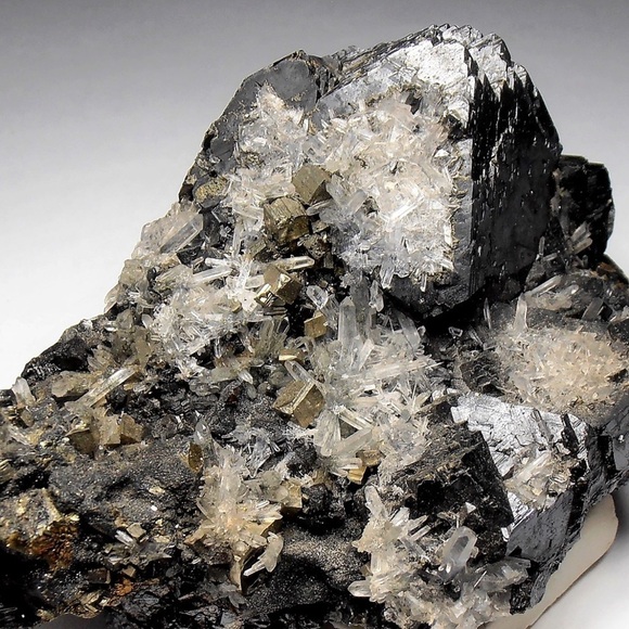 Glorious Sphalerite Natural Geode Crystal Cave Druzy Obelisk Tower - Picture 4 of 4